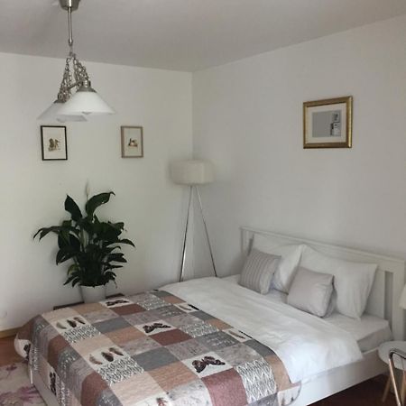 Marcy Studio Apartment Bukares Bagian luar foto