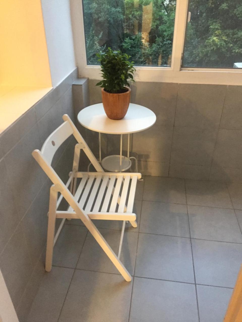 Marcy Studio Apartment Bukares Bagian luar foto