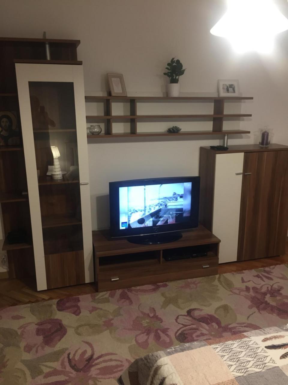 Marcy Studio Apartment Bukares Bagian luar foto